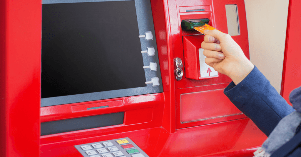 How to Withdraw Money with a Credit Card